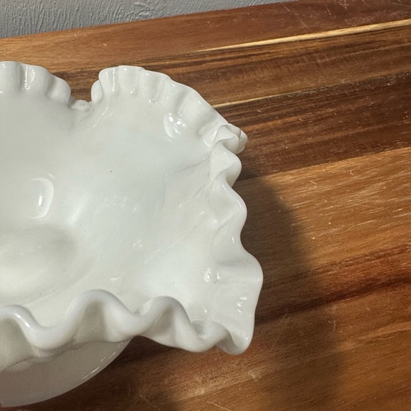 White Ruffled Milk Glass Compote Pedestal Bowl - Picture 8 of 9